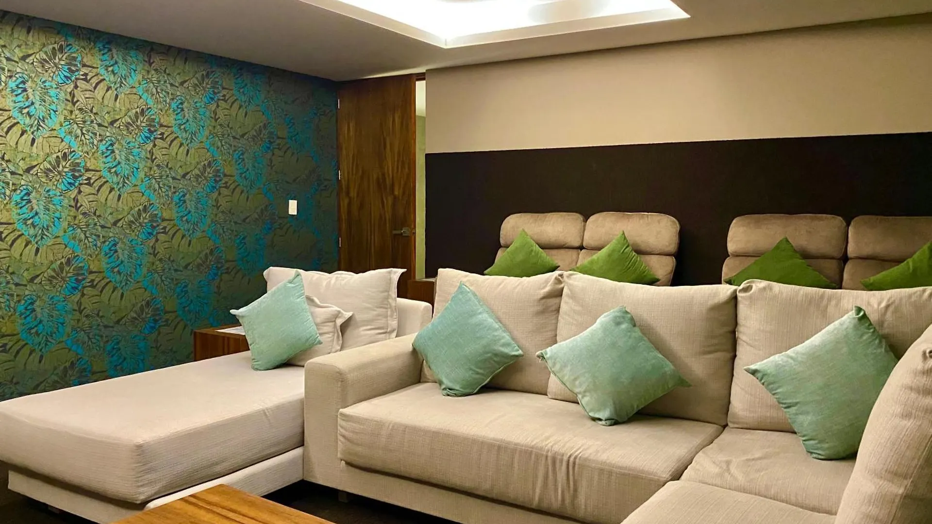 Urban Towers By Andiani Travel Appartement Playa del Carmen
